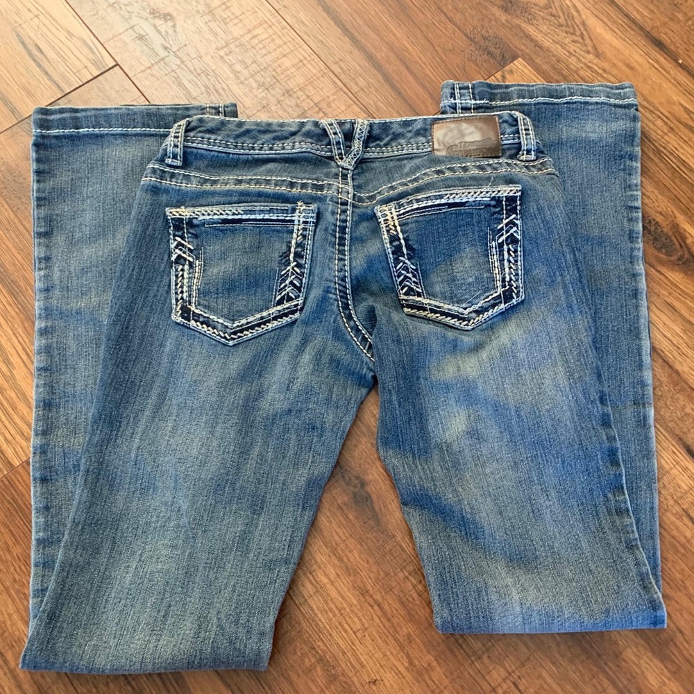 Maurices jeans